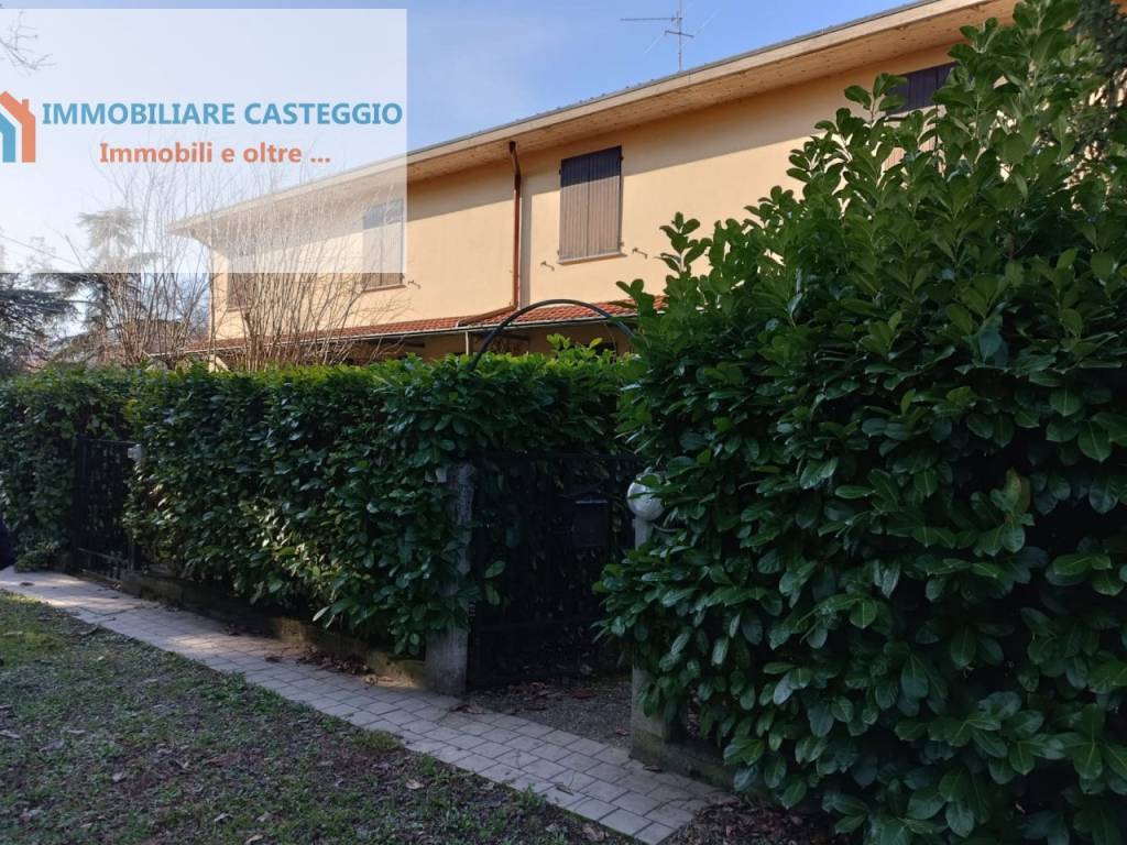 Villetta a schiera a Borgo priolo in via Maestra - Foto 2