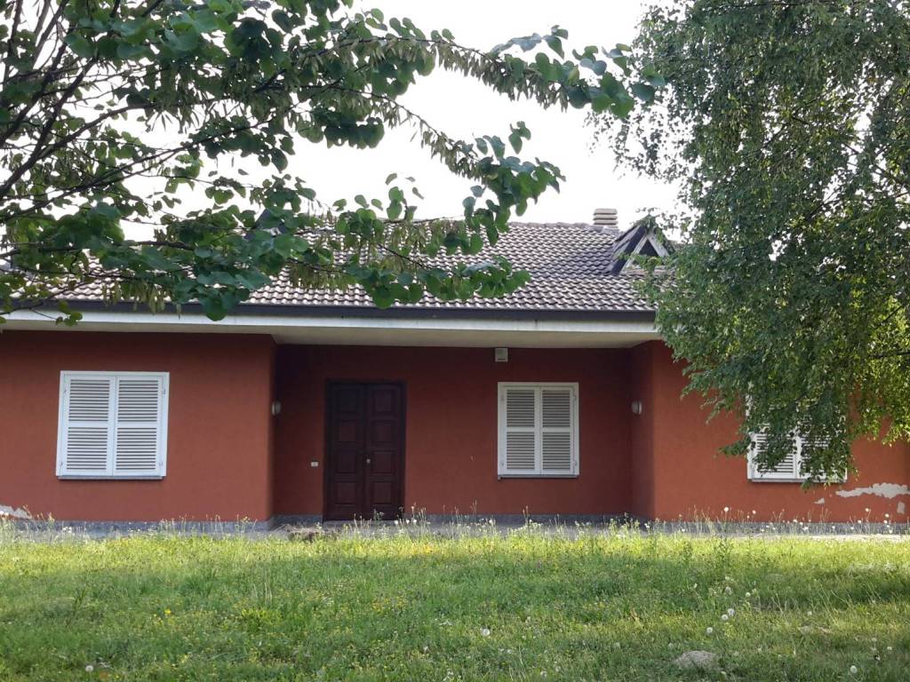 Villa a Revigliasco d'asti in via celle enomondo - Foto 2