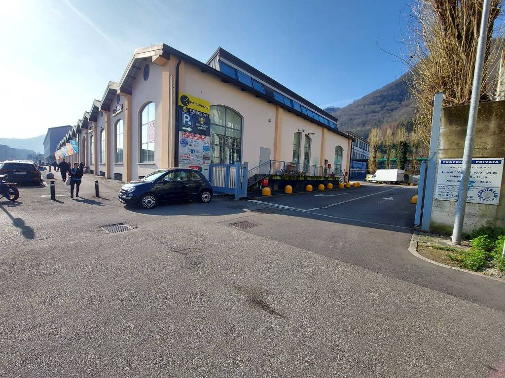 Immobile a Como in Viale Innocenzo XI, 70 - Foto 2