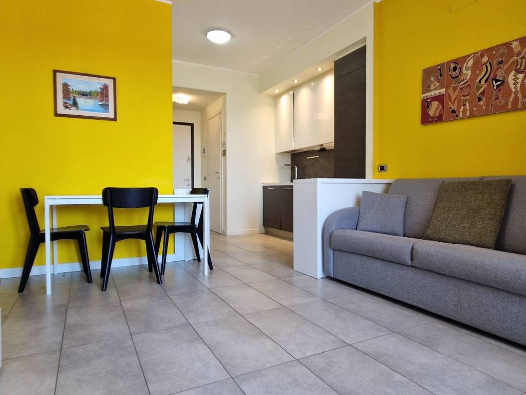 Appartamento a Varedo in Via San Michele, 9 - Foto 3