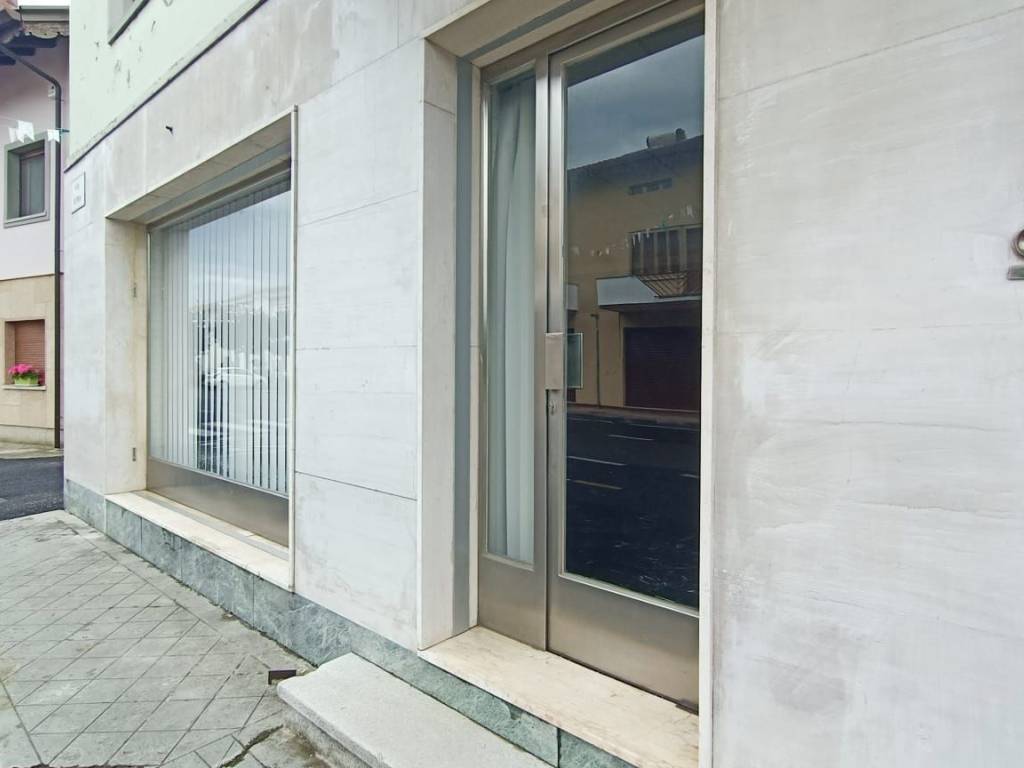 Villa a Rive d'arcano in Via Roma, 33 - Foto 2