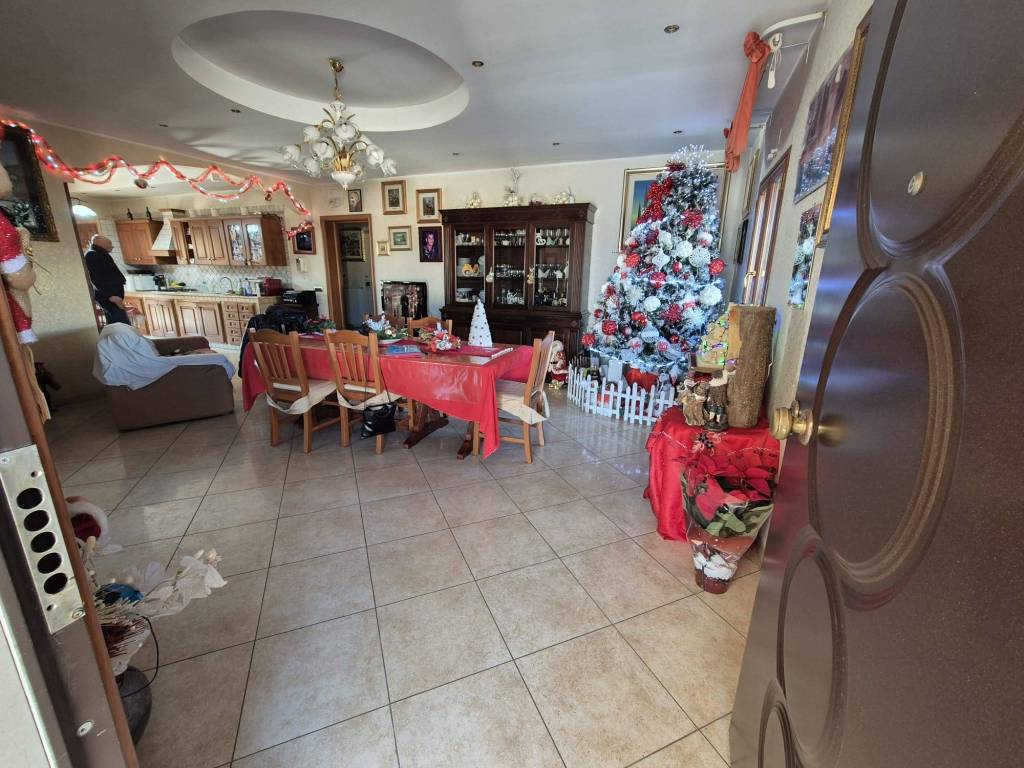 Villa a Taranto in Via Leon Battista Alberti, 7 - Foto 3