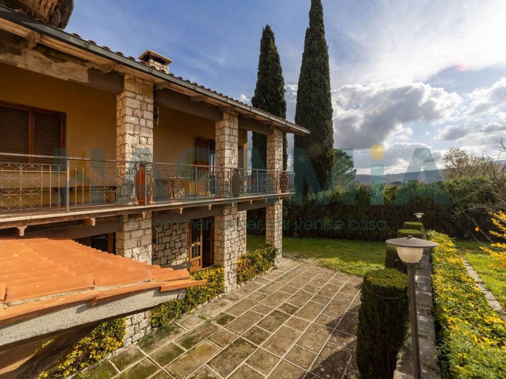 Villa a Manciano in Strada della Peschiera - Foto 2