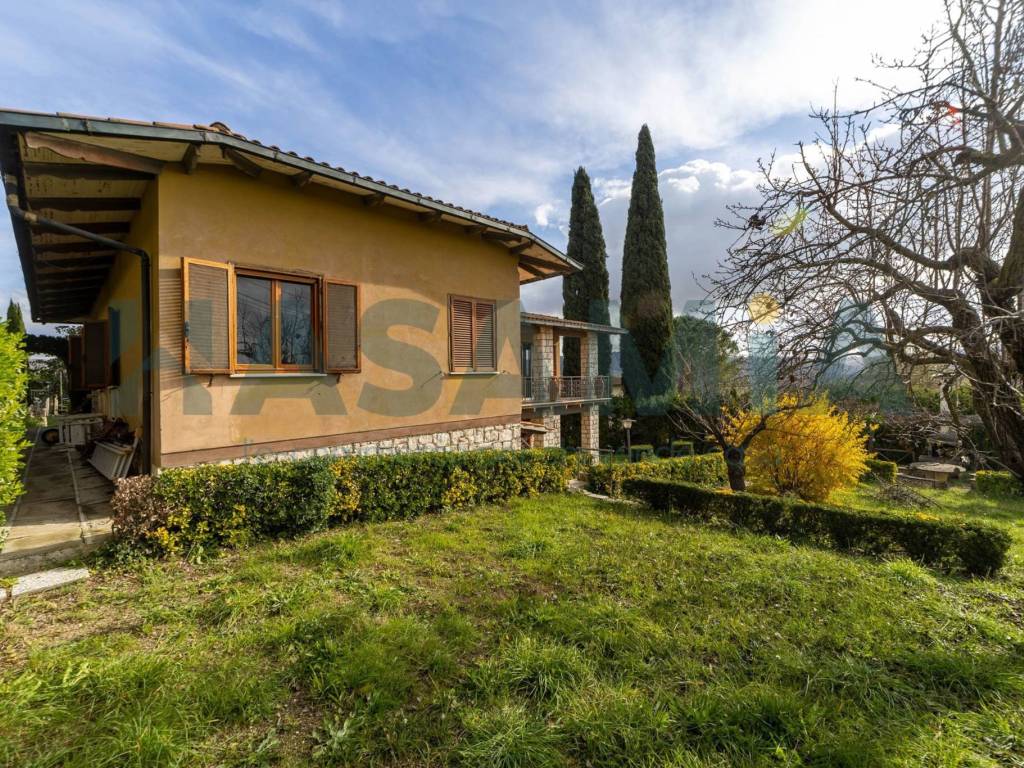 Villa a Manciano in Strada della Peschiera - Foto 5