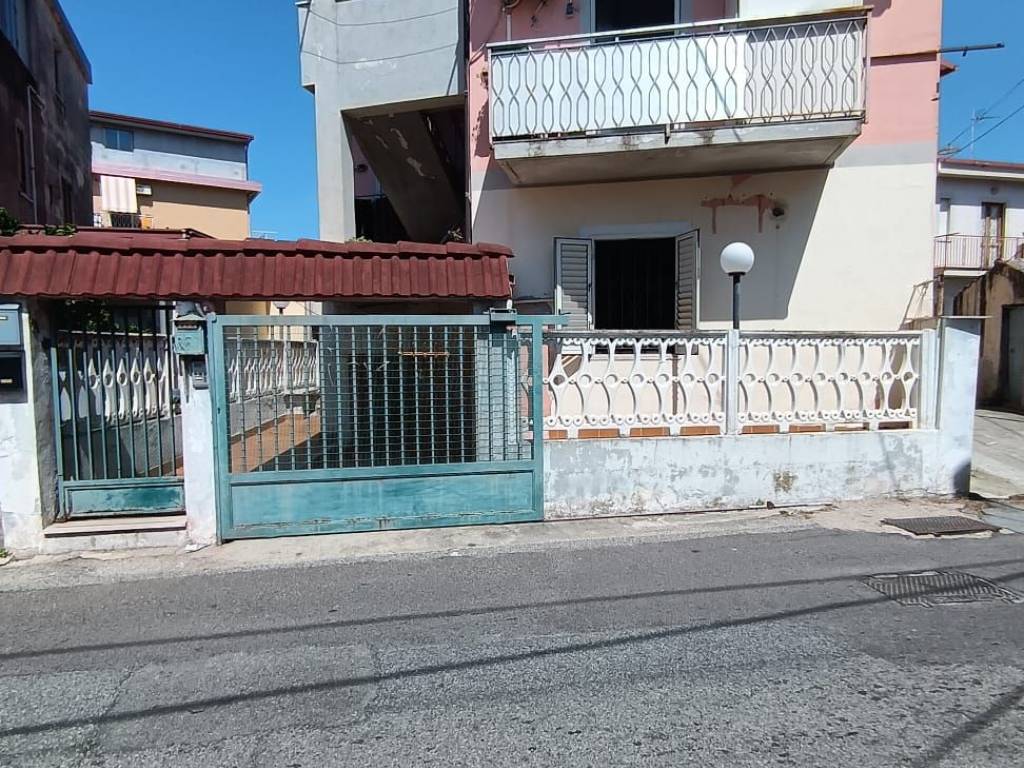 Appartamento a Catanzaro in Via Rumbolo, 21 - Foto 2