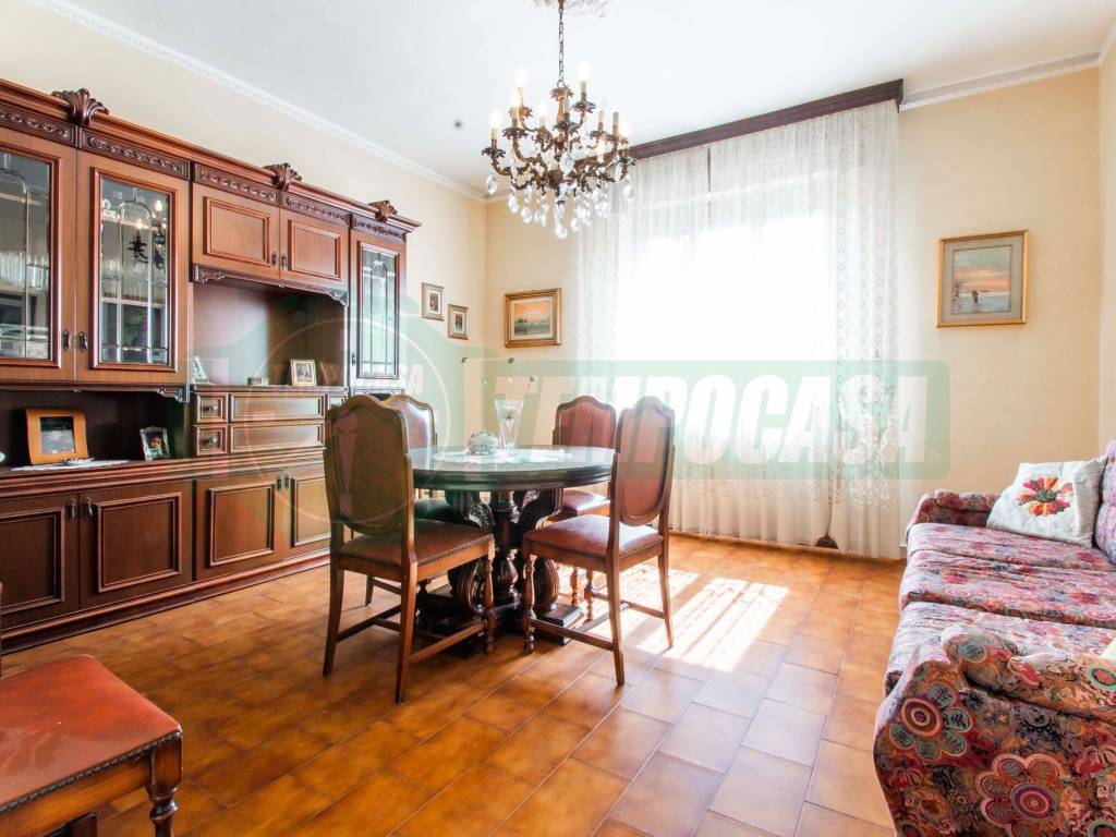 Casa indipendente a Origgio in Via Dante, 105 - Foto 4