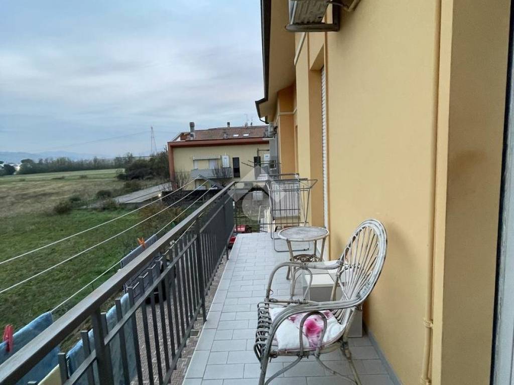 Appartamento a Pesaro in via strada di montefeltro - Foto 4