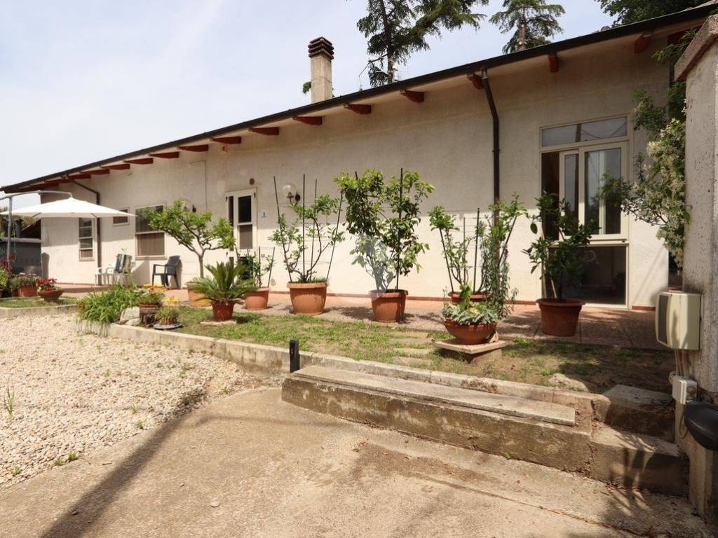 Villa a Chieti in Str. Castellini, 10 - Foto 4
