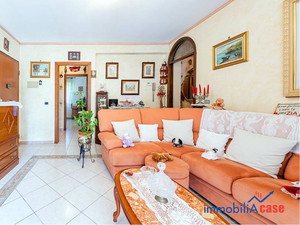 Appartamento a Limbiate in Via Bassano, 3 - Foto 2