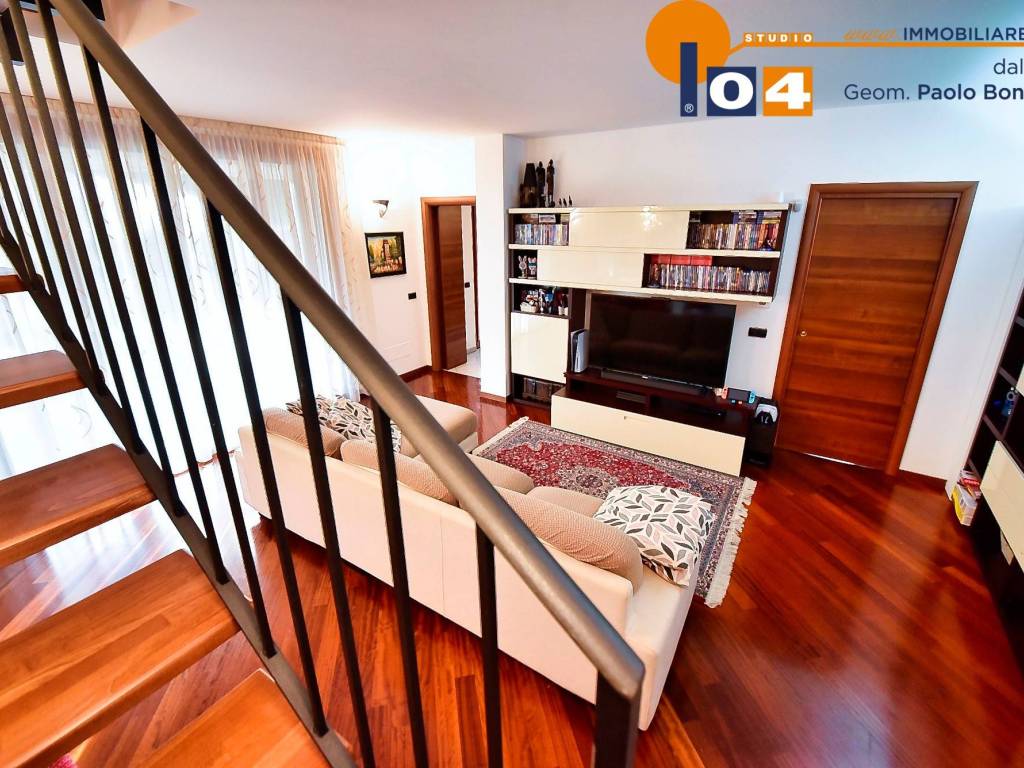 Attico / mansarda a Cesano maderno in Via Filippo Turati, 5 - Foto 4