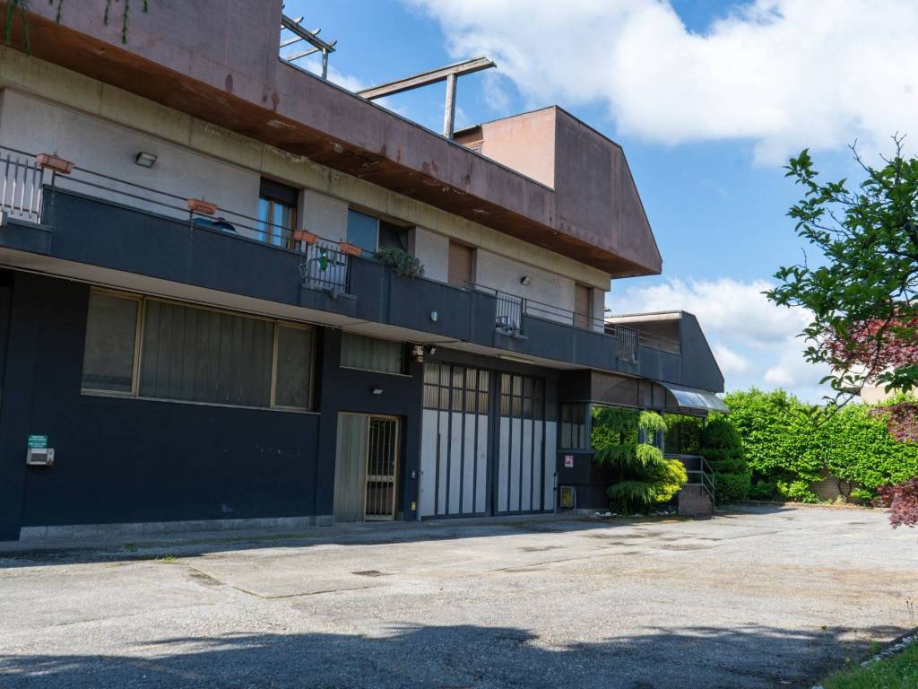 Palazzo / stabile a Seregno in Via Riccardo Wagner, 289 - Foto 3