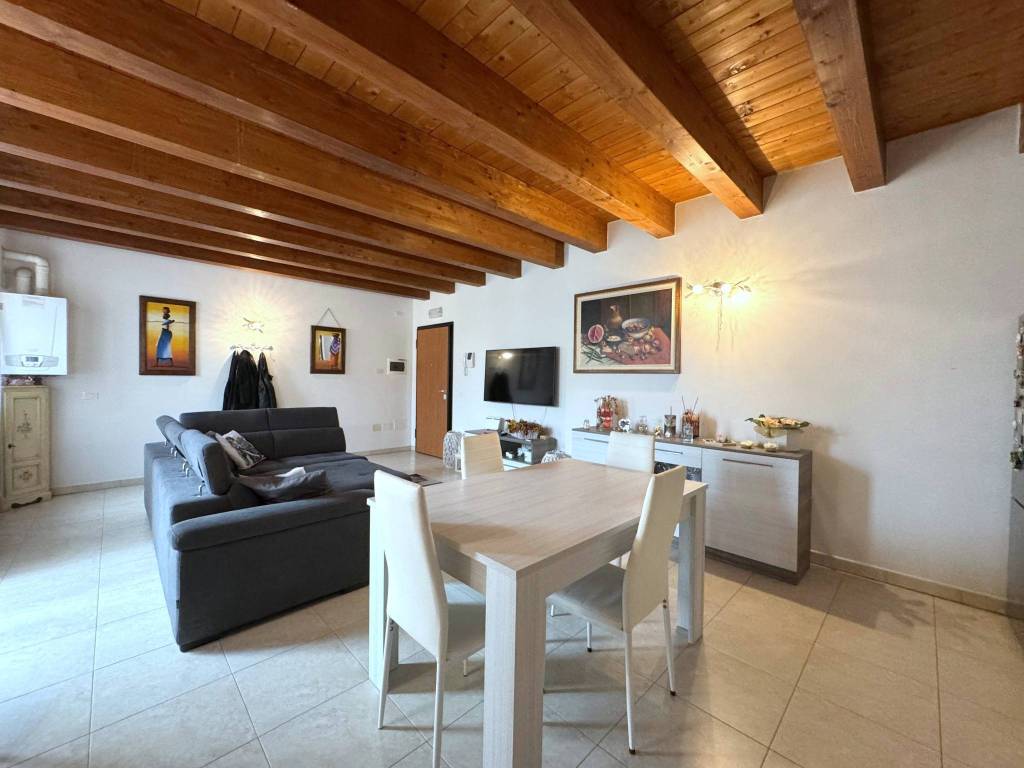 Appartamento a Adria in Piazza Giuseppe Garibaldi - Foto 2