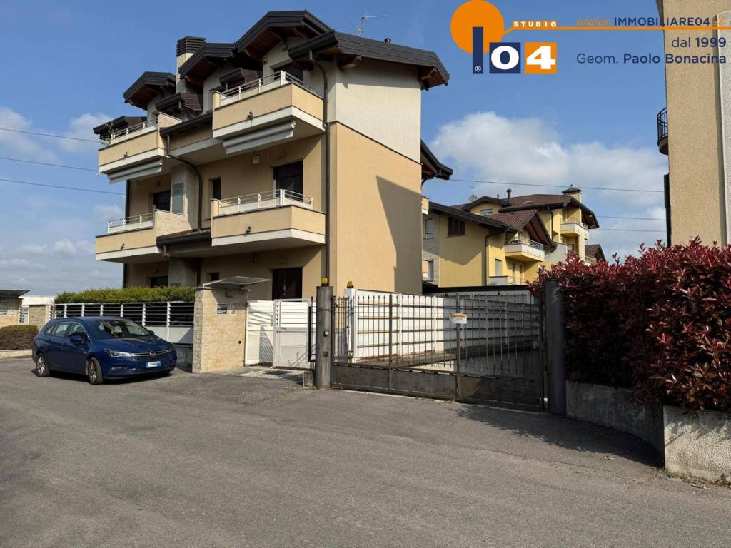 Appartamento a Giussano in Via San Gottardo - Foto 2