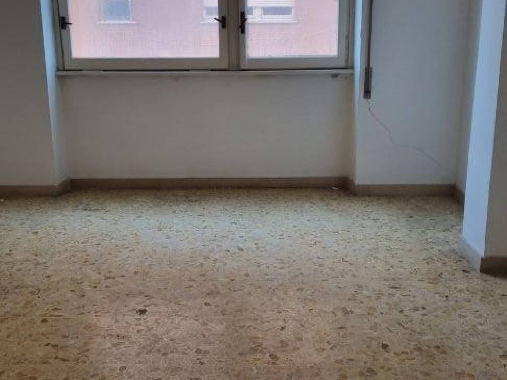 Appartamento a Cisterna di latina in Via Monti Lepini - Foto 5