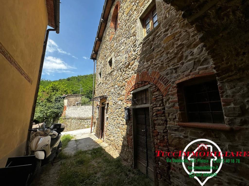 Casa indipendente a Pistoia in Via di Casciano, 17 - Foto 5