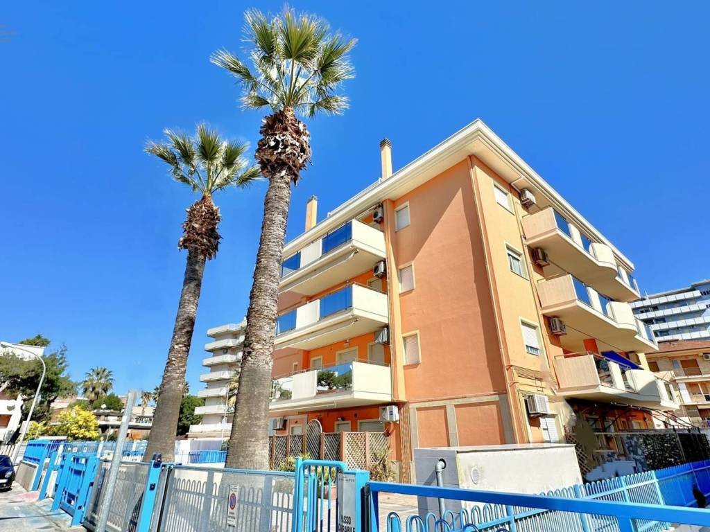 Appartamento a San benedetto del tronto in via Cherubini, 9 - Foto 2