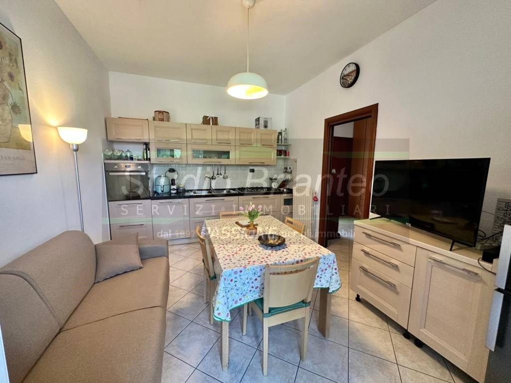 Appartamento a Biassono in Via Redipuglia - Foto 5