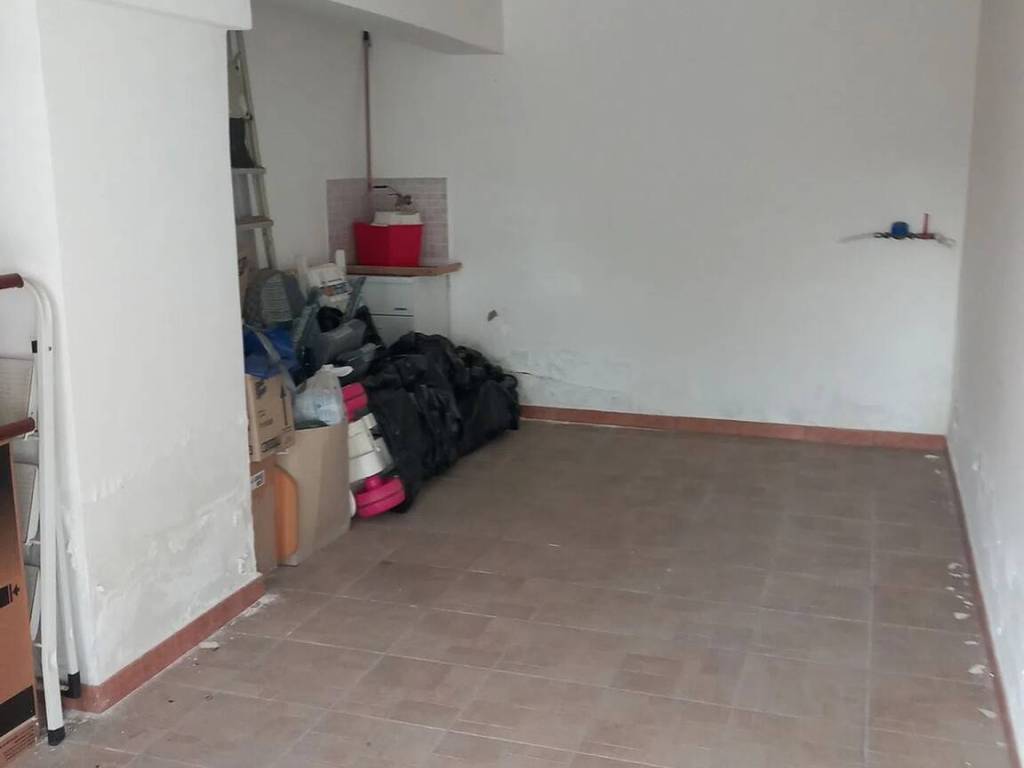 Box / garage a Caltanissetta in Via Don Giovanni Minzoni, 174 - Foto 3