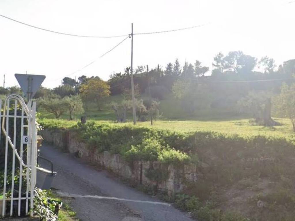 Terreno a Caltanissetta in Via Pietro Leone S.N.C. - Foto 2