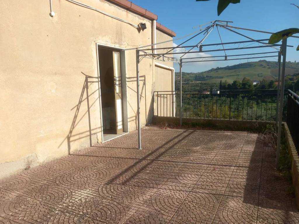 Villa a Caltanissetta in Contrada Favarella S.N.C. - Foto 3