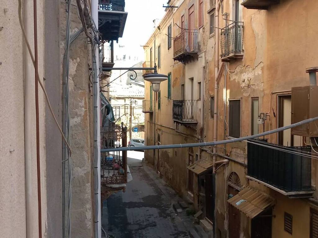 Appartamento a Caltanissetta in Vicolo Rizza, 2 - Foto 2