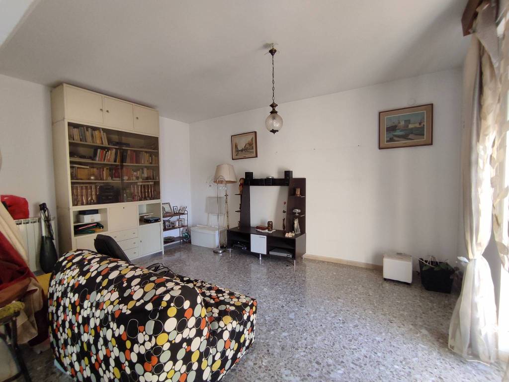 Appartamento a Caserta in Via Giulio Antonio Acquaviva - Foto 2