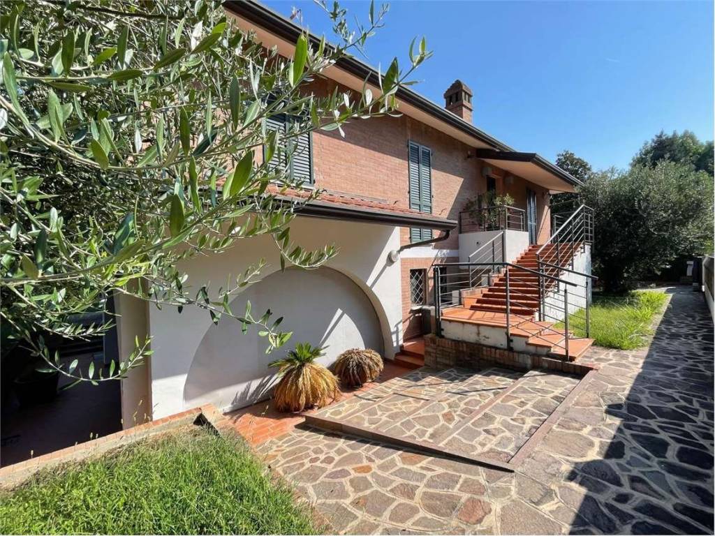 Villa a Ferrara in via Val Boniola, 48 - Foto 1