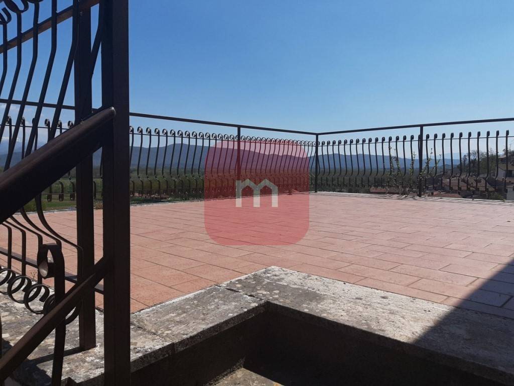 Villa a Tagliacozzo in Via della Sibilla - Foto 4