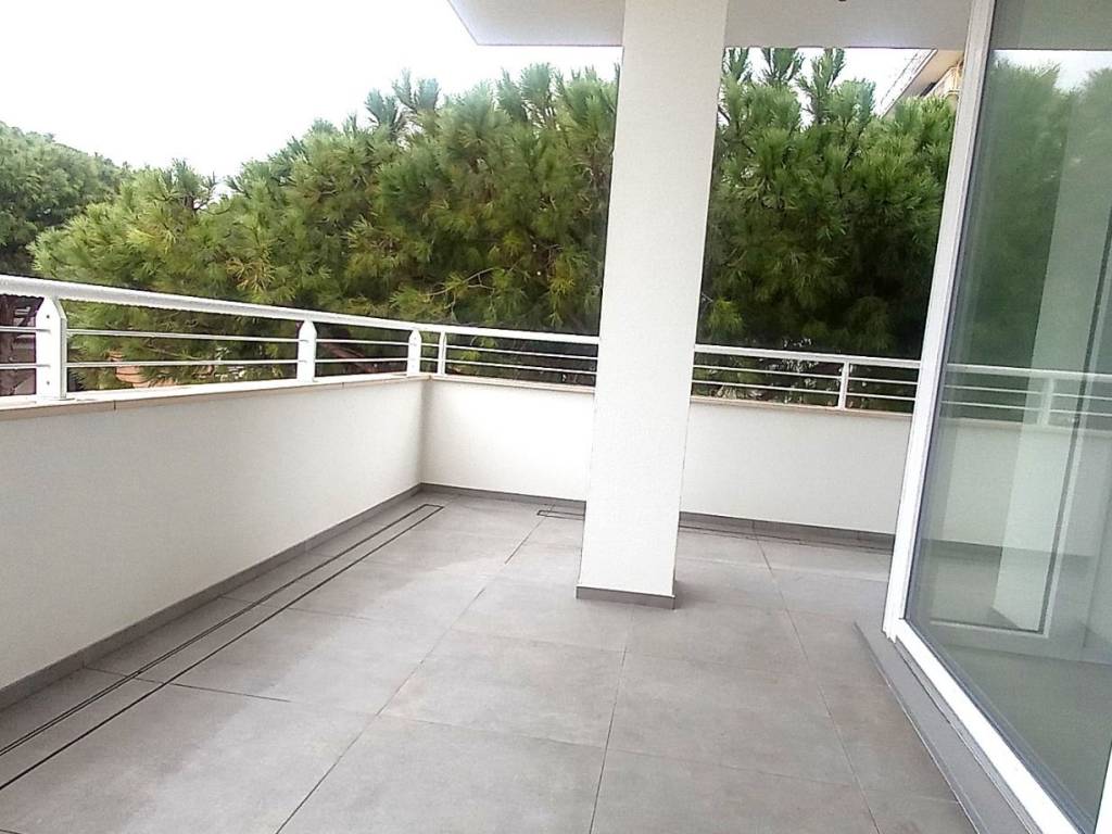 Attico / mansarda a Riccione in Viale Giuseppe Galliano - Foto 3