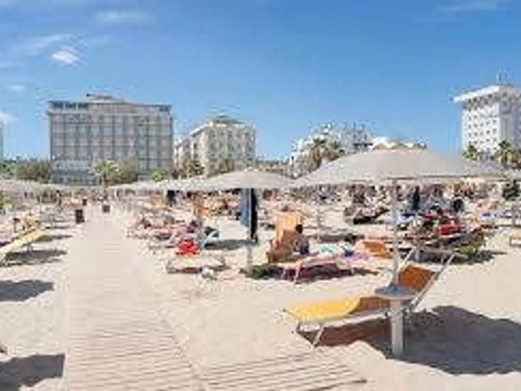 Palazzo / stabile a Rimini - Foto 2