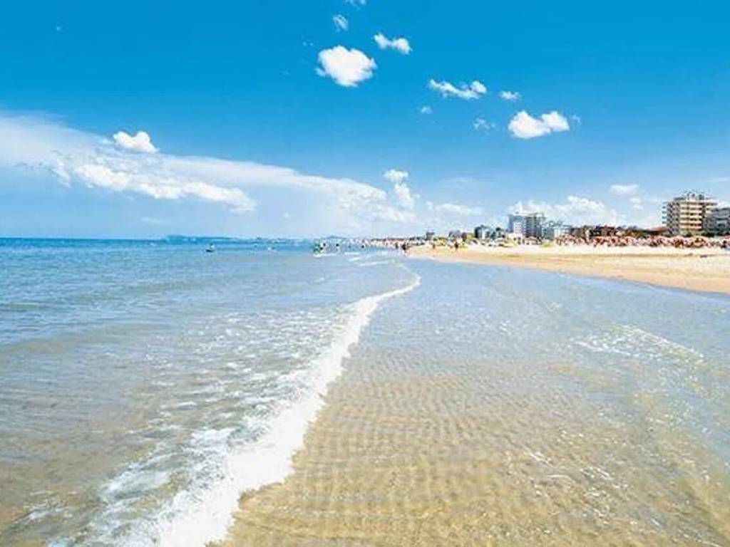 Palazzo / stabile a Rimini - Foto 2