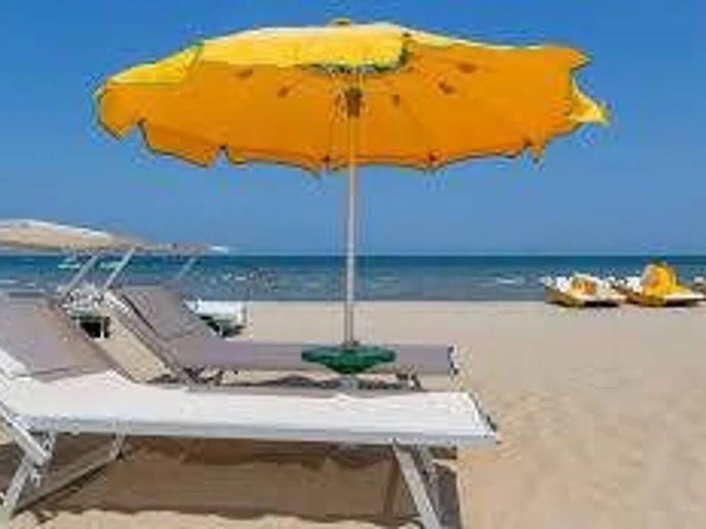 Palazzo / stabile a Rimini - Foto 4