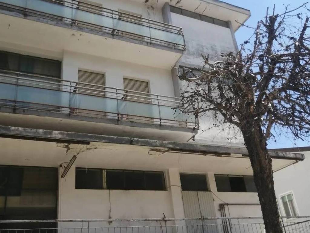 Palazzo / stabile a Rimini - Foto 2