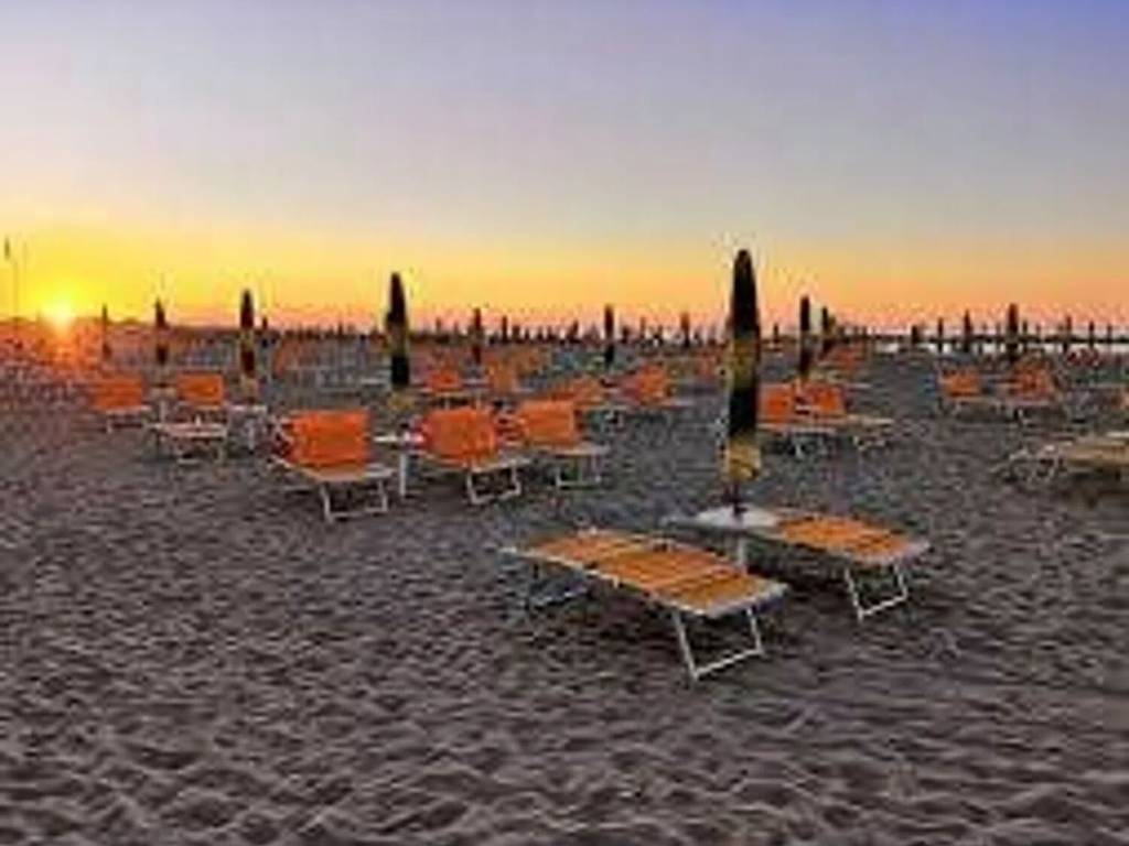 Palazzo / stabile a Rimini in Neighbourhood: Zona Dario Campana - Foto 2