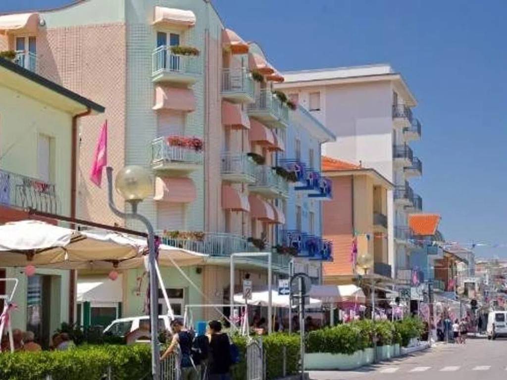 Palazzo / stabile a Rimini in Neighbourhood: Torre Pedrera - Foto 2