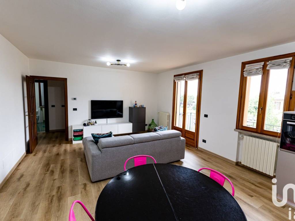 Appartamento a Volta mantovana in Viale viale libertÃ - Foto 4