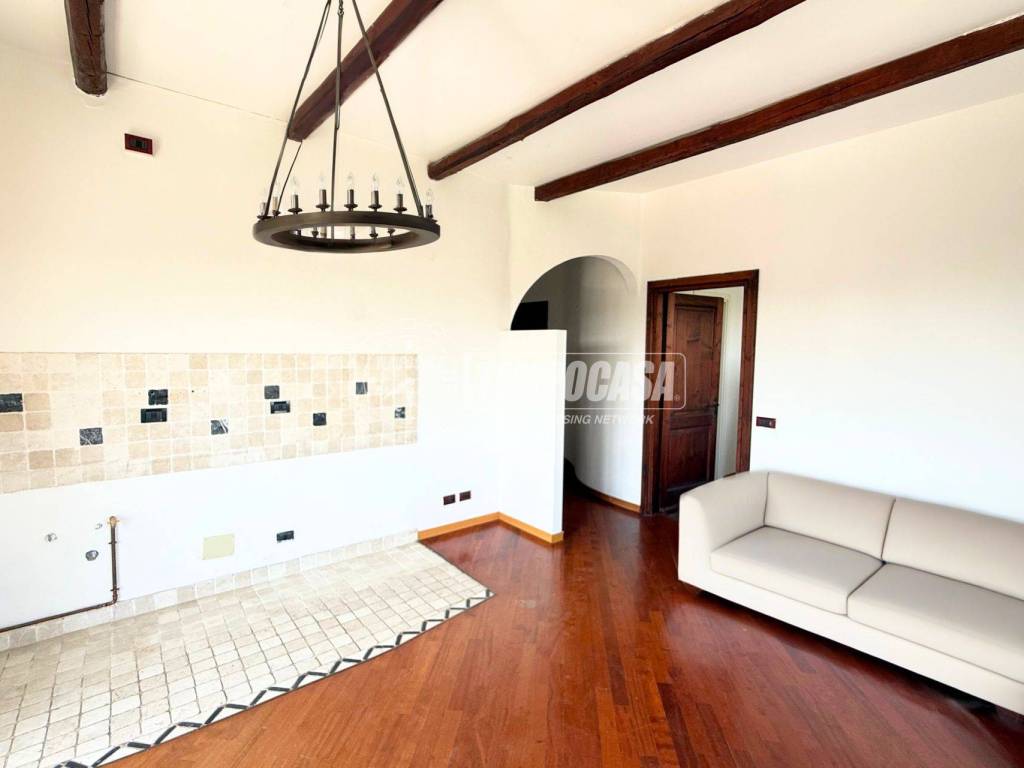 Appartamento a Vedano al lambro in Via milano 4 - Foto 2