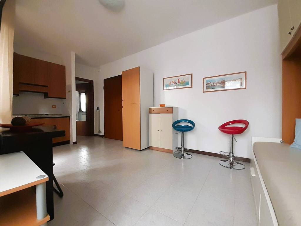 Appartamento a Castellanza in Via Montello - Foto 4