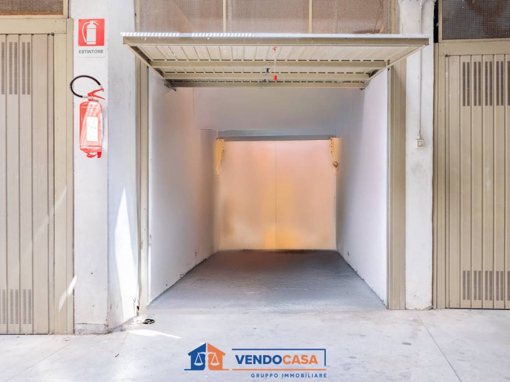 Box / garage a Taggia in Via Bent. Amilcare Nuvolone - Foto 2