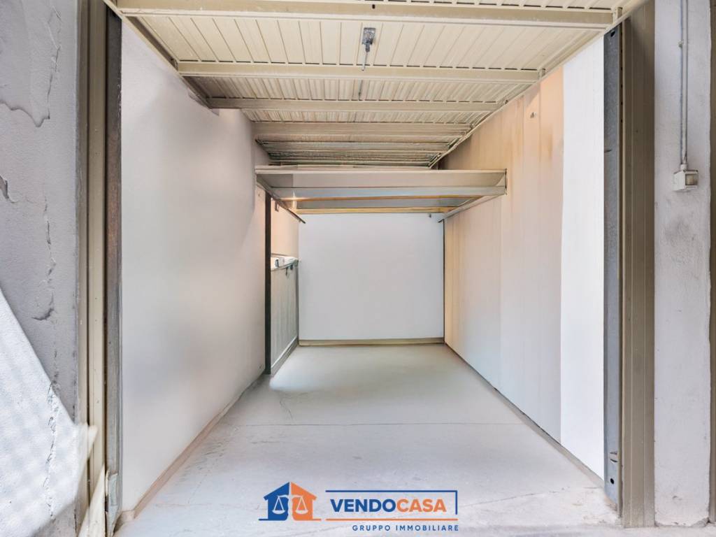 Box / garage a Taggia in Via Bent. Amilcare Nuvolone - Foto 3