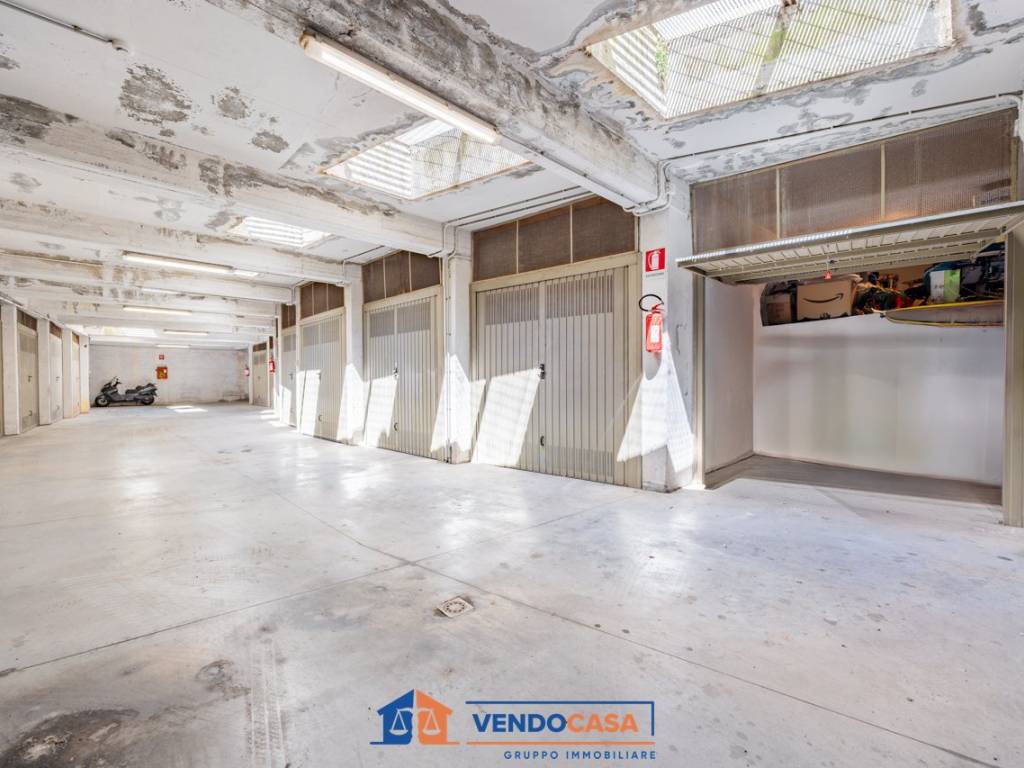 Box / garage a Taggia in Via Bent. Amilcare Nuvolone - Foto 4