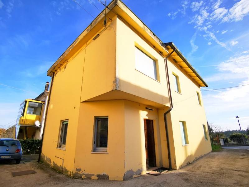 Casa indipendente a Mondaino in Via Provinciale Pesaro, 115 - Foto 2