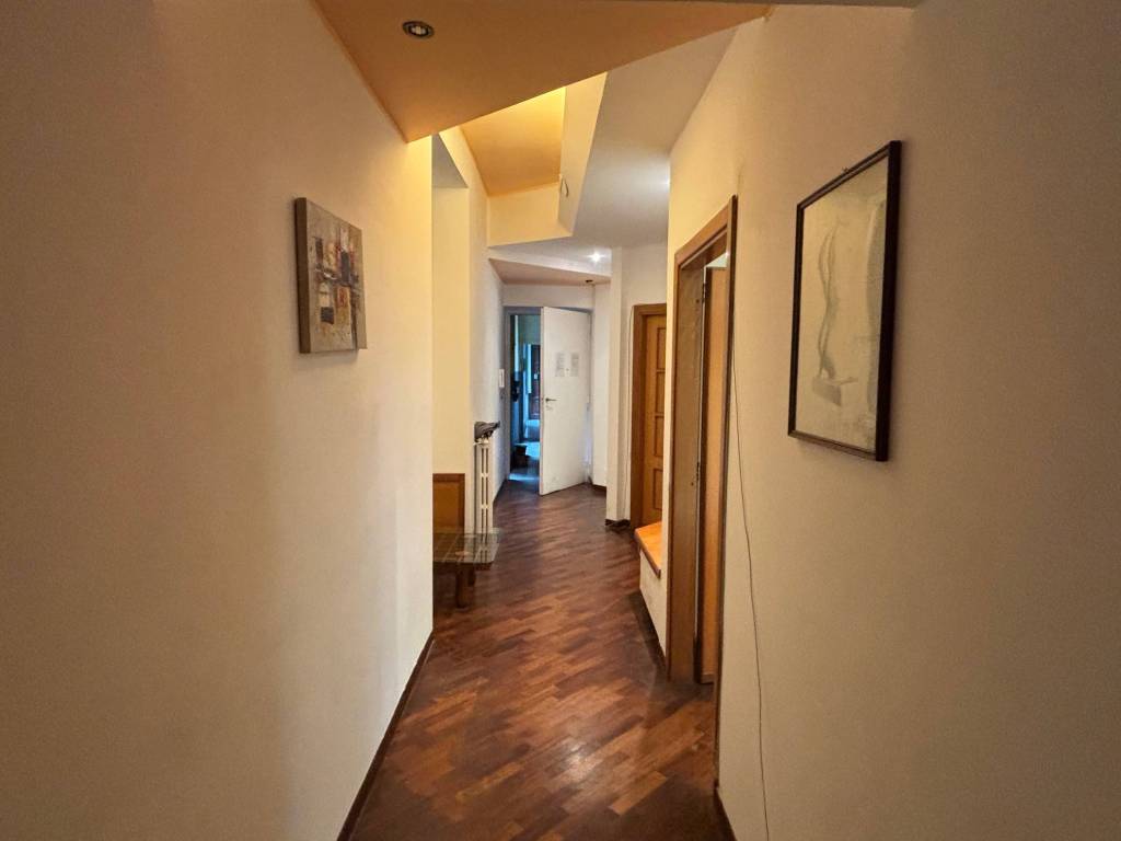 Appartamento a Napoli in Via dei Tribunali, 167 - Foto 5