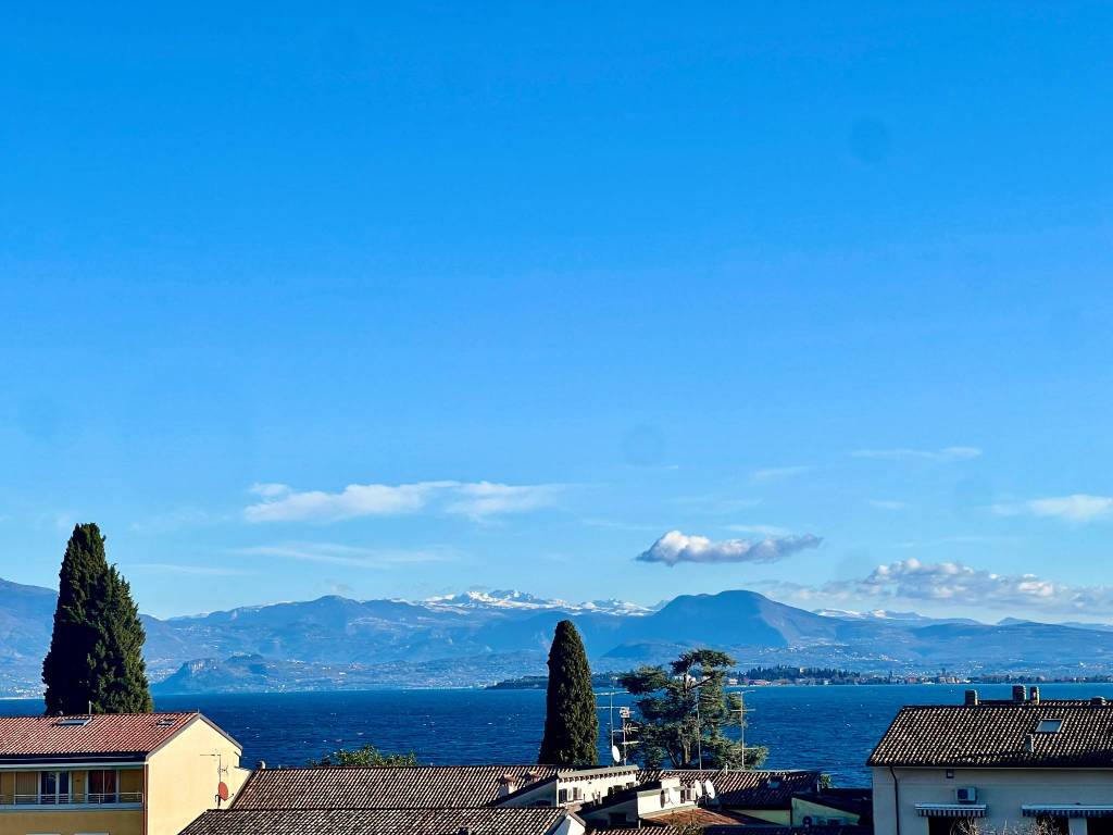 Appartamento a Desenzano del garda in Via Scavi Romani - Foto 3