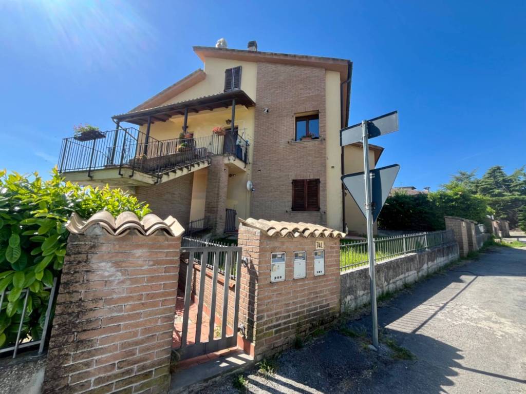 Appartamento a Fabriano in FRAZIONE NEBBIANO, 74 - Foto 2