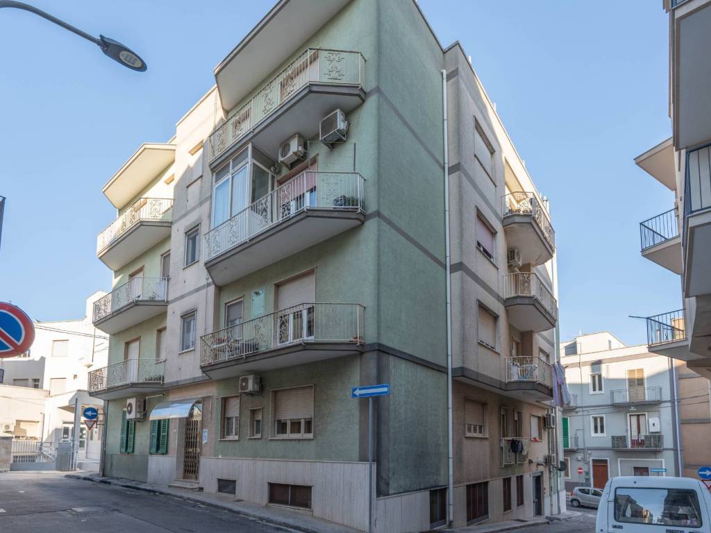 Appartamento a Cisternino in via damiano chiesa, 1 - Foto 2
