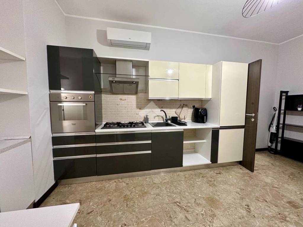 Appartamento a Castellanza in Via Ponchiroli, 10 - Foto 5