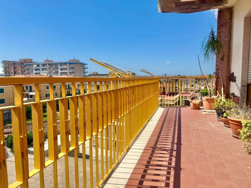 Appartamento a Giugliano in campania in Via Aniello Palumbo - Foto 2