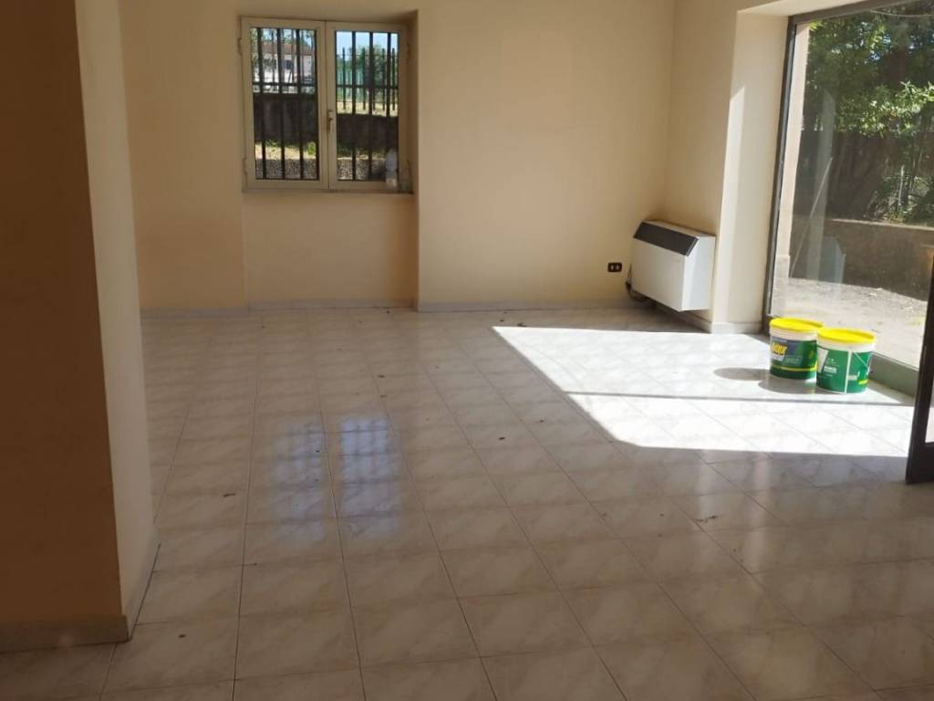 Villa a Cervaro in Via Risorgimento - Foto 3