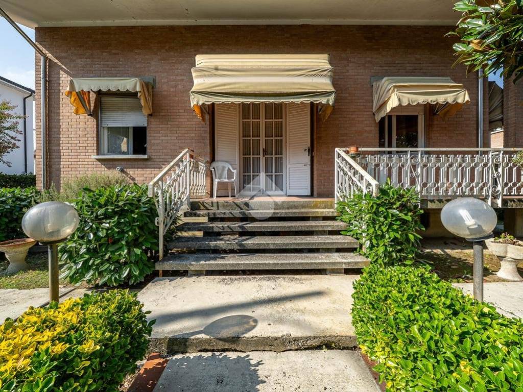Villa a Fabbrico in Via XXVII - Foto 2